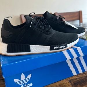 Men’s NMD_R1 Primeblue sneakers from Adidas Originals 10 black and white